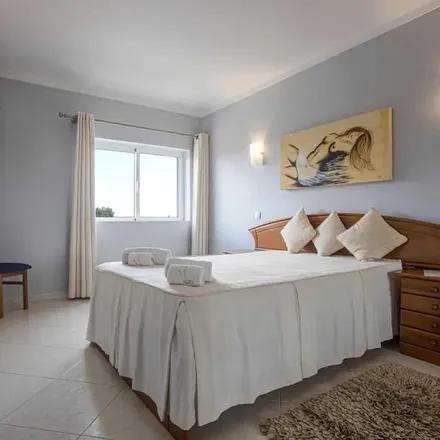Rent this 2 bed apartment on Praia de Alvor in Portimão, Faro