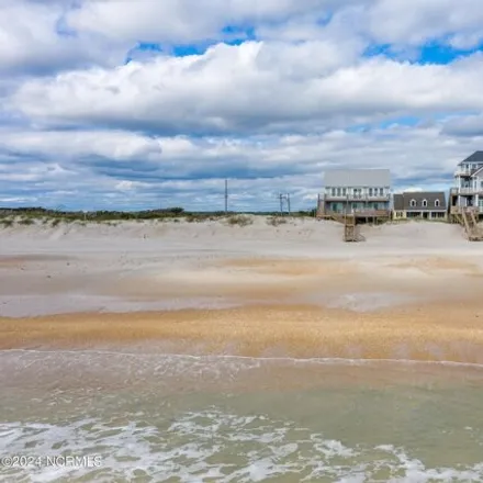 Image 5 - 389 New River Inlet Road, North Topsail Beach, NC 28460, USA - House for sale