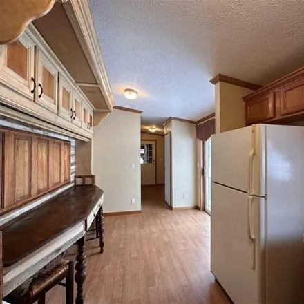 Image 6 - 607 Gypsum Street, Blue Rapids, Marshall County, KS 66411, USA - Apartment for sale