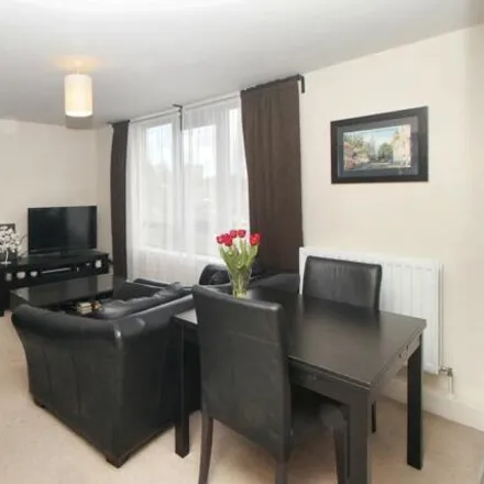 Image 2 - The Cedars, Gateshead, Tyne y Wear, Ne4 7dx - Apartment for sale