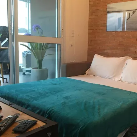 Rent this 1 bed apartment on Pinheiros in Passarela de Integração Metrô-CPTM, São Paulo - SP