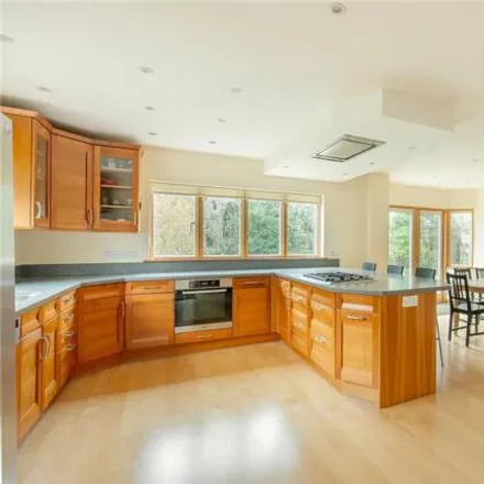 Image 2 - 47 Barrow Road, Cambridge, CB2 8AR, United Kingdom - House for sale