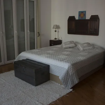 Rent this 7 bed room on Rua Ramalho Ortigão 4 in 1070-228 Lisbon, Portugal