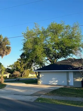 Image 1 - 1101 East Normandy Boulevard, Deltona, FL 32725, USA - House for sale