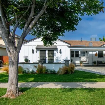 Buy this 3 bed house on 3652 Coolidge Avenue in Los Angeles, CA 90066
