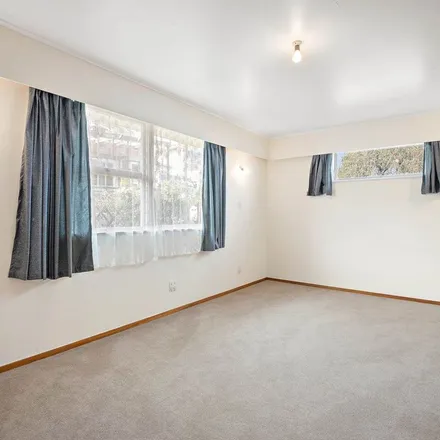 Image 3 - 14 Trevola Street, New Windsor, Whau 0600, New Zealand - Apartment for rent