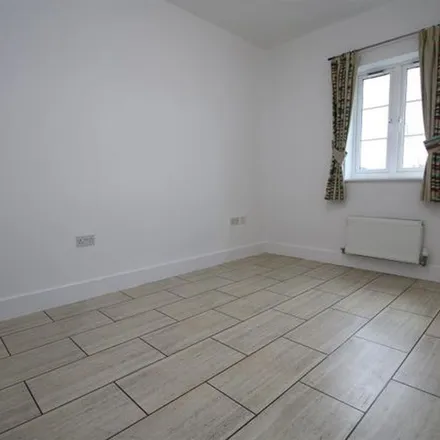 Rent this 2 bed apartment on 46 Russell Walk in Exeter, EX2 7TN