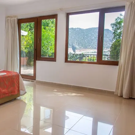 Rent this 3 bed house on 07960 Kaş