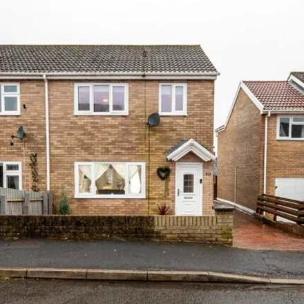 Buy this 3 bed duplex on unnamed road in Treharris, CF46 5LA