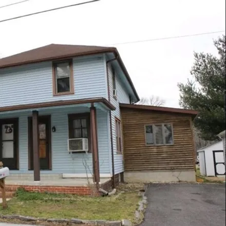 Rent this 2 bed house on 44 Nelson Avenue in Oakwood Beach, Elsinboro Township