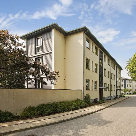 Rent this 4 bed apartment on Bakkehave 8 in 2970 Hørsholm, Denmark