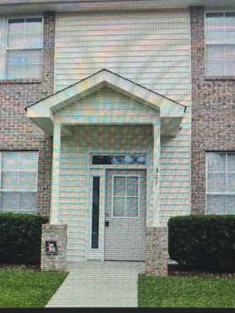 Rent this 3 bed condo on 3401 Old Bainbridge Road in Tallahassee, FL 32303