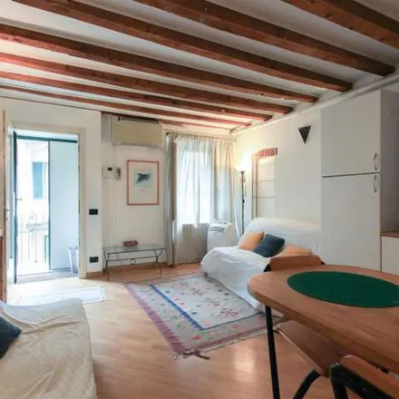 Image 3 - Poormanger, Via Vigevano, 10, 20144 Milan MI, Italy - Apartment for rent