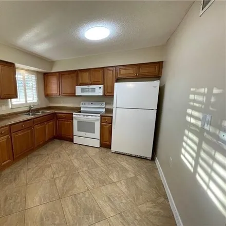 Image 4 - unnamed road, Collier County, FL 33942, USA - Condo for sale