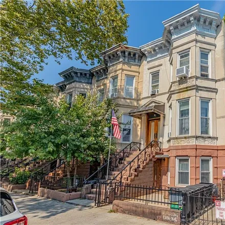 Image 2 - 261 71st Street, New York, NY 11209, USA - Townhouse for sale
