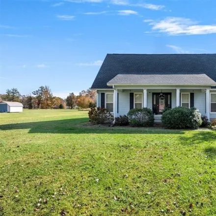 Buy this 3 bed house on Chaleybeate Road in Chalybeate, Edmonson County