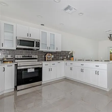 Image 2 - 1215 Northwest 2nd Avenue, Fort Lauderdale, FL 33311, USA - House for rent