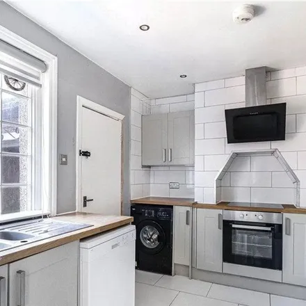 Rent this 3 bed apartment on McKillop Way in London, DA14 5FA