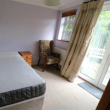 Rent this 1 bed room on Cherry close in Buckinghamshire, SL0 9NA