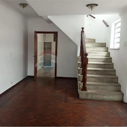 Rent this 3 bed house on Rua Manoel Onha in 367, Rua Manuel Onha