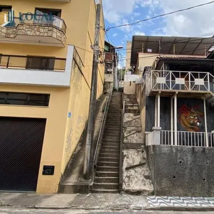 Rent this 2 bed house on Rua da Laguna in Jardim Glória, Juiz de Fora - MG
