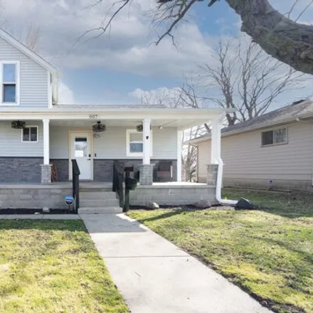 Buy this 3 bed house on 959 3rd Avenue in Mendota, IL 61342
