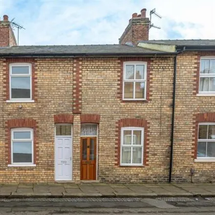 Buy this 2 bed townhouse on Sutherland Street in York, YO23 1HQ