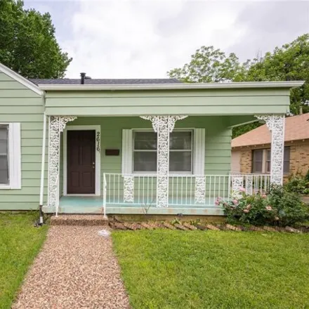 Rent this 3 bed house on 2616 Primrose Avenue in Fort Worth, TX 76111