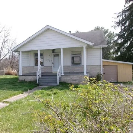 Buy this 3 bed house on 440 Sheridan Avenue in Sprague, Beckley