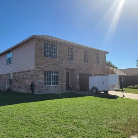 Buy this 4 bed house on 183 Branding Iron Drive in Waxahachie, TX 75165