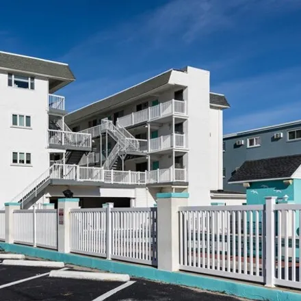 Buy this 1 bed condo on 529 East 4th Avenue in North Wildwood, Cape May County