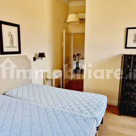 Rent this 3 bed apartment on Scuola secondaria di I grado "Niccolò Machiavelli" in Piazza dei Nerli, 50100 Florence FI