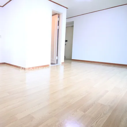 Image 3 - 서울특별시 강남구 신사동 512-3 - Apartment for rent