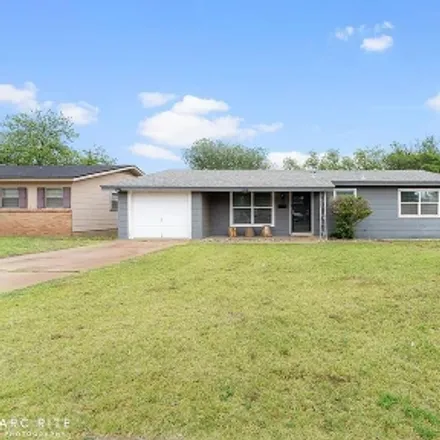 Rent this 1 bed room on 3469 Nashville Avenue in Lubbock, TX 79413