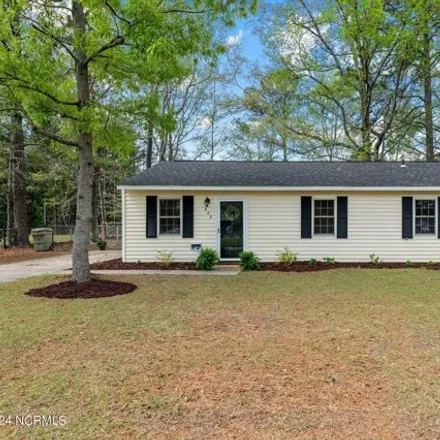 Buy this 3 bed house on 860 Halifax Circle in Colony Estates, New Bern