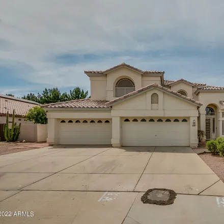 Buy this 6 bed house on 2007 East Amber Lane in Gilbert, AZ 85296