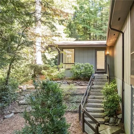 Image 3 - 40 Woodbury Road, Asheville, NC 28804, USA - House for sale