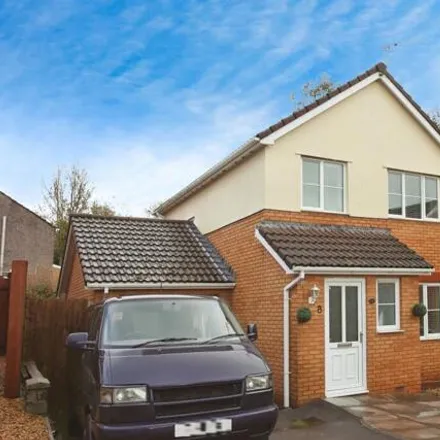 Buy this 3 bed house on Brynna Road in Llanharan, CF72 9UF