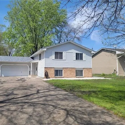 Image 2 - 2820 Pearson Parkway, Brooklyn Park, MN 55444, USA - House for sale