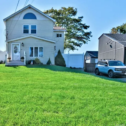 Buy this 4 bed house on 66 Smith Street in Sayville, Suffolk County