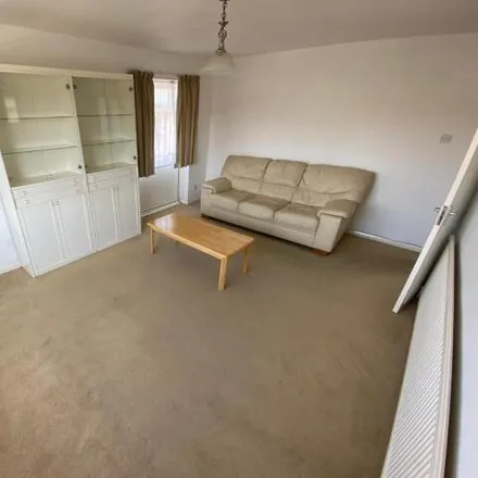 Rent this 1 bed apartment on Shirehall Park in London, NW4 2QJ