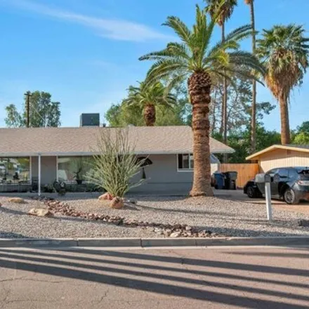 Buy this studio house on 4841 East Sheridan Street in Phoenix, AZ 85008