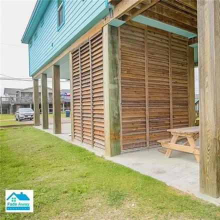 Image 6 - 398 Seabean Street, Surfside Beach, Brazoria County, TX 77541, USA - House for sale