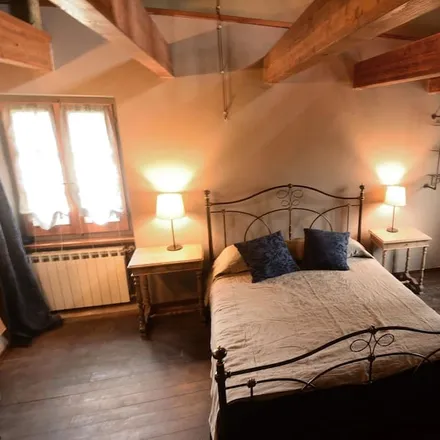 Rent this 6 bed townhouse on Pontremoli in Strada Statale 62 della Cisa, 54027 Pontremoli MS