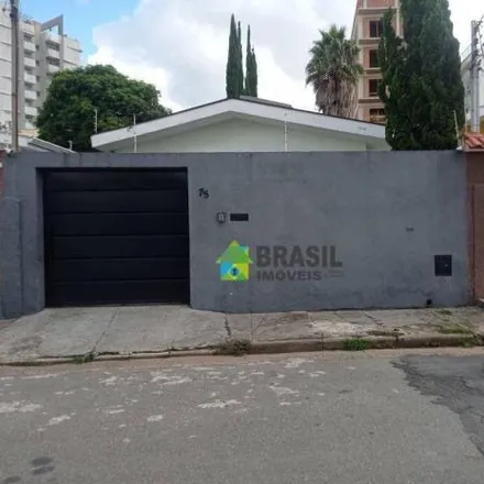 Buy this 2 bed house on Rua Alfredo Valques in Região Urbana Homogênea III, Poços de Caldas - MG