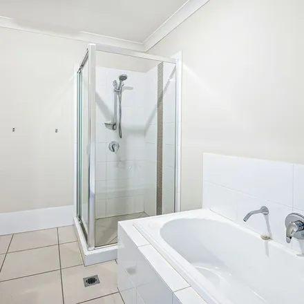 Image 4 - Bidmead Circuit, Pimpama QLD 4209, Australia - Apartment for rent