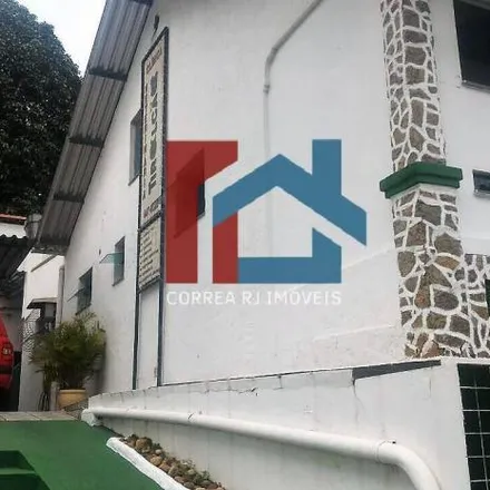 Buy this 5 bed house on Kúffura in Rua Xingu, Freguesia (Jacarepaguá)