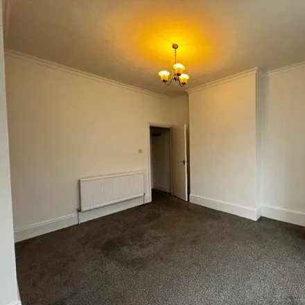 Image 3 - Chichester Road, Seaford, BN25 2DP, United Kingdom - Apartment for rent