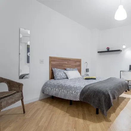 Image 3 - Carrer de Roger de Flor, 36, 08018 Barcelona, Spain - Room for rent