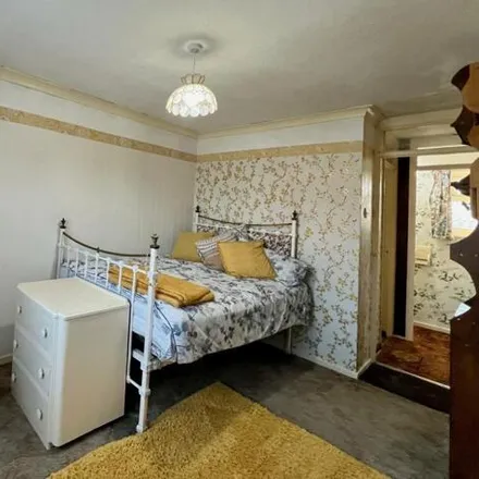 Image 9 - Selby Court, Hartford, PE29 1HP, United Kingdom - Townhouse for sale